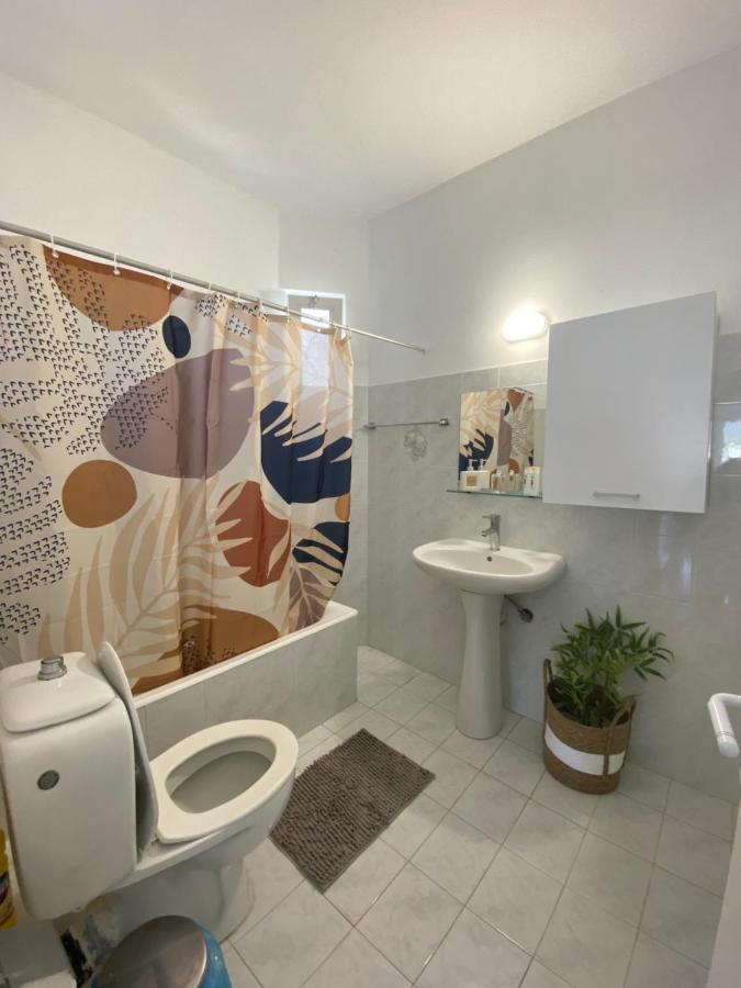 Nymphaea Sea View Apartment Ziparion Luaran gambar